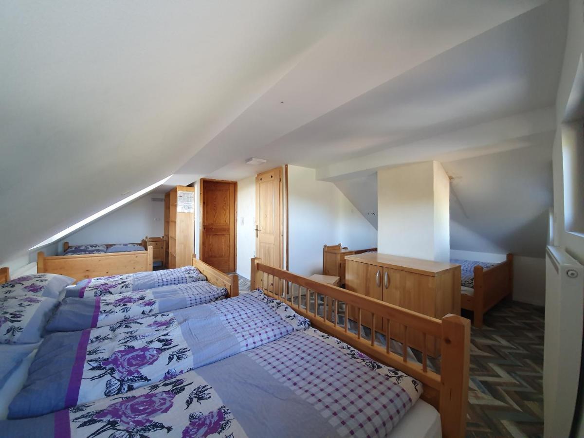 Pr' Florjan Hotel Cerklje na Gorenjskem Buitenkant foto